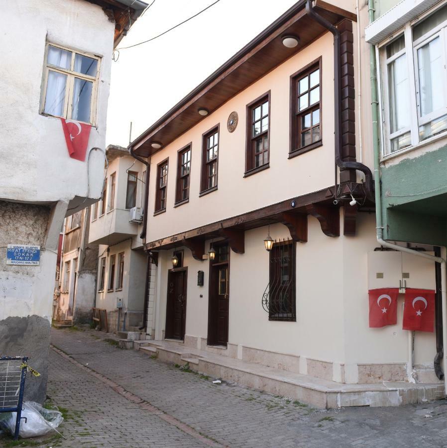 Oez Butik Otel Antik Kent Myrleia Mudanya Exterior foto