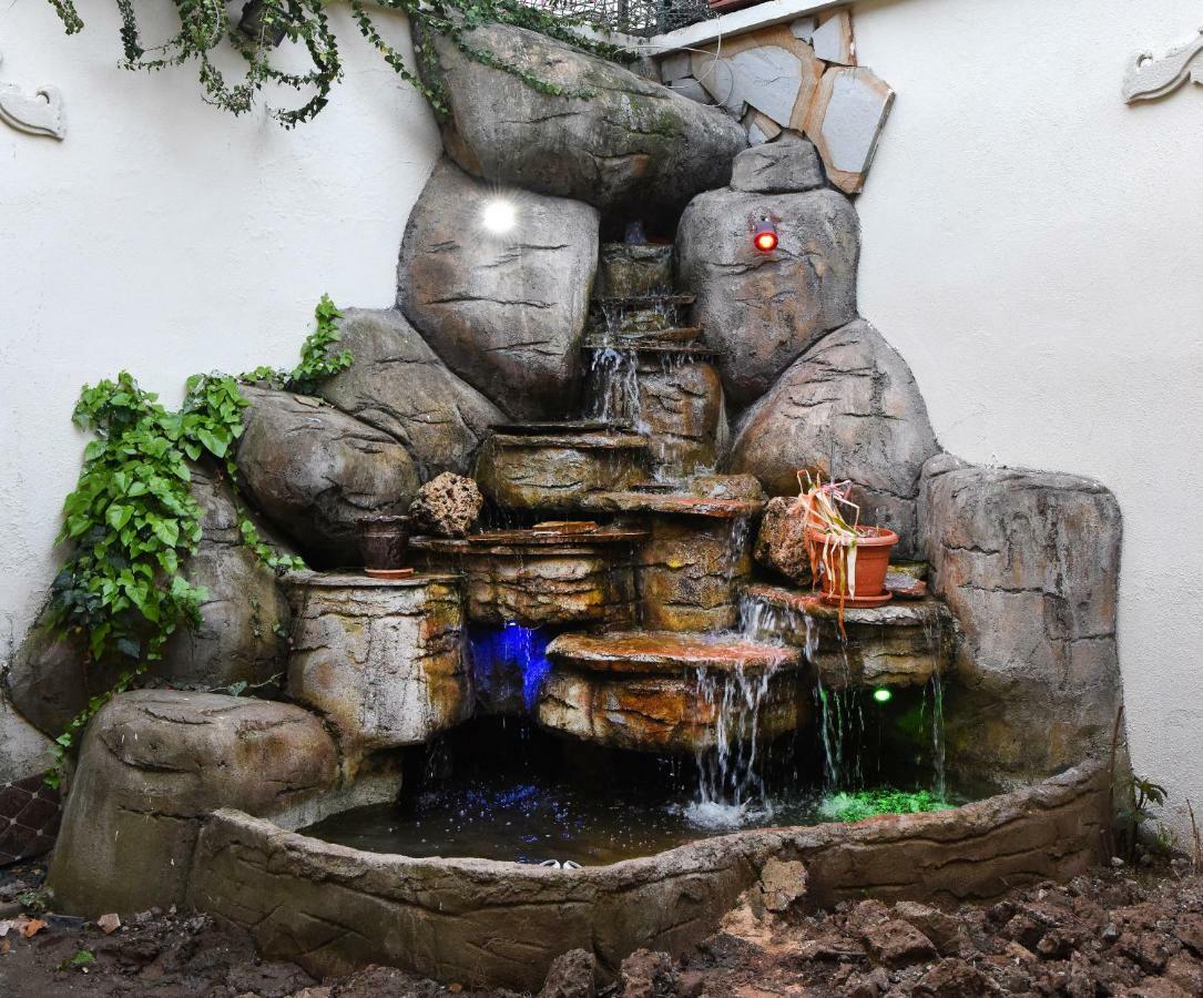 Oez Butik Otel Antik Kent Myrleia Mudanya Exterior foto